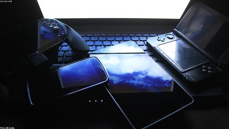 Múltiples dispositivos mostrando la misma marca