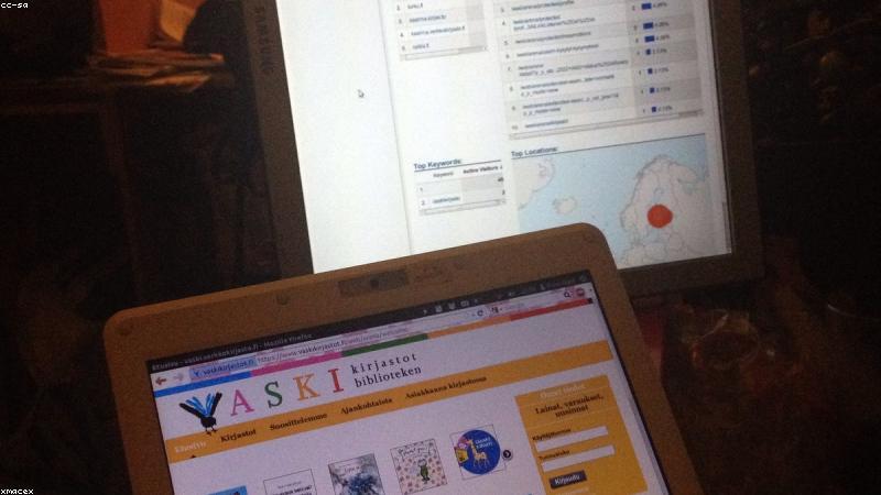 Análisis de rendimiento web en pantalla de laptop